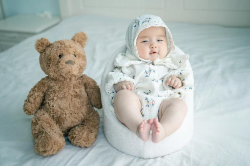 玉溪100天的宝宝